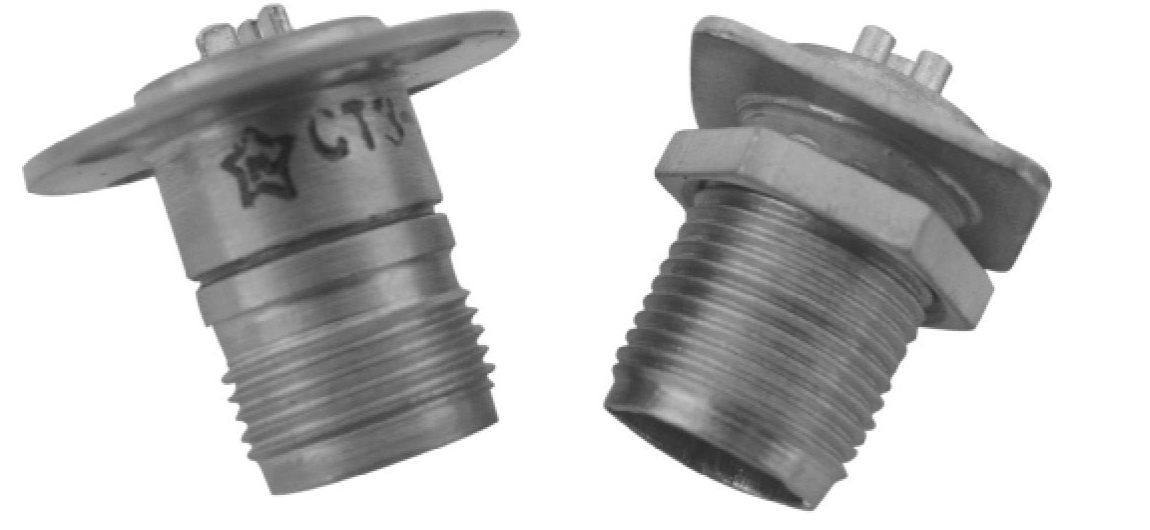 Archived source photo showing two CT-M connector configurations